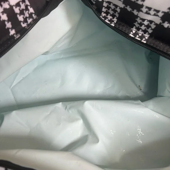 Thirty-One Black and White Cooler bag Timeless Style - Picture 2 of 3